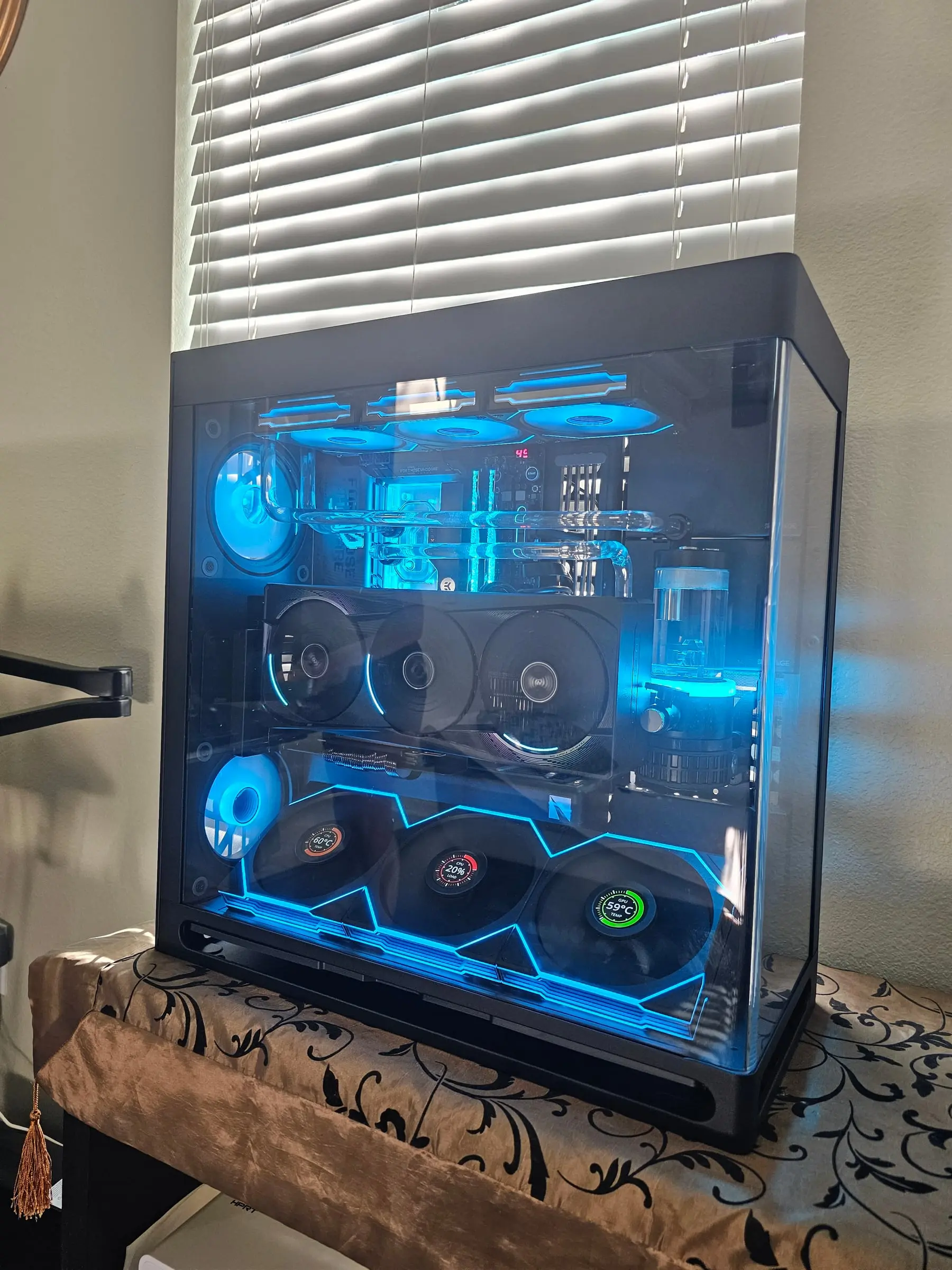 Purple theme across the loop, reservoir, and bottom fan wall with live temp dials
