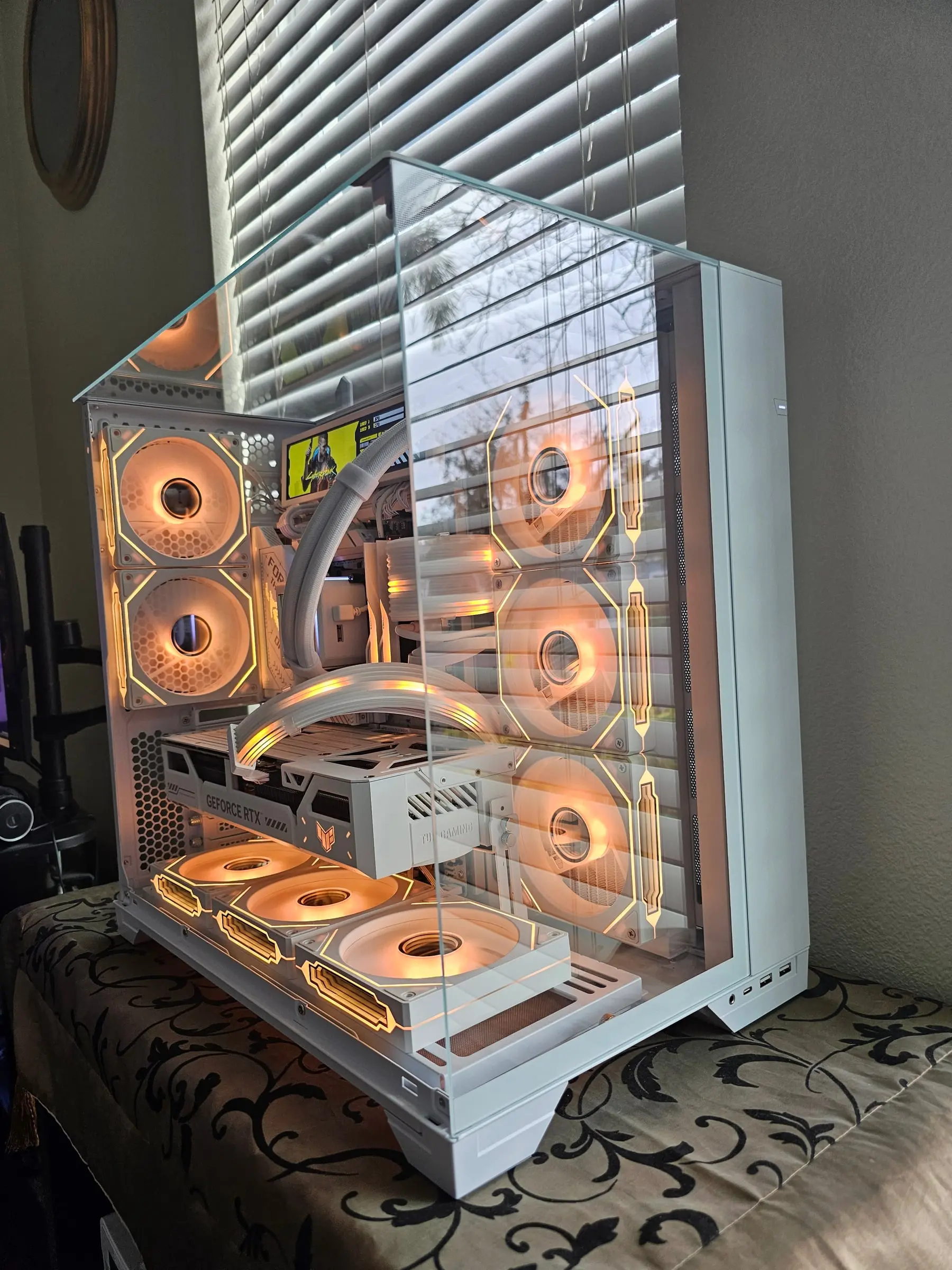 Warm amber theme over the white fans, Cyberpunk panel art glowing