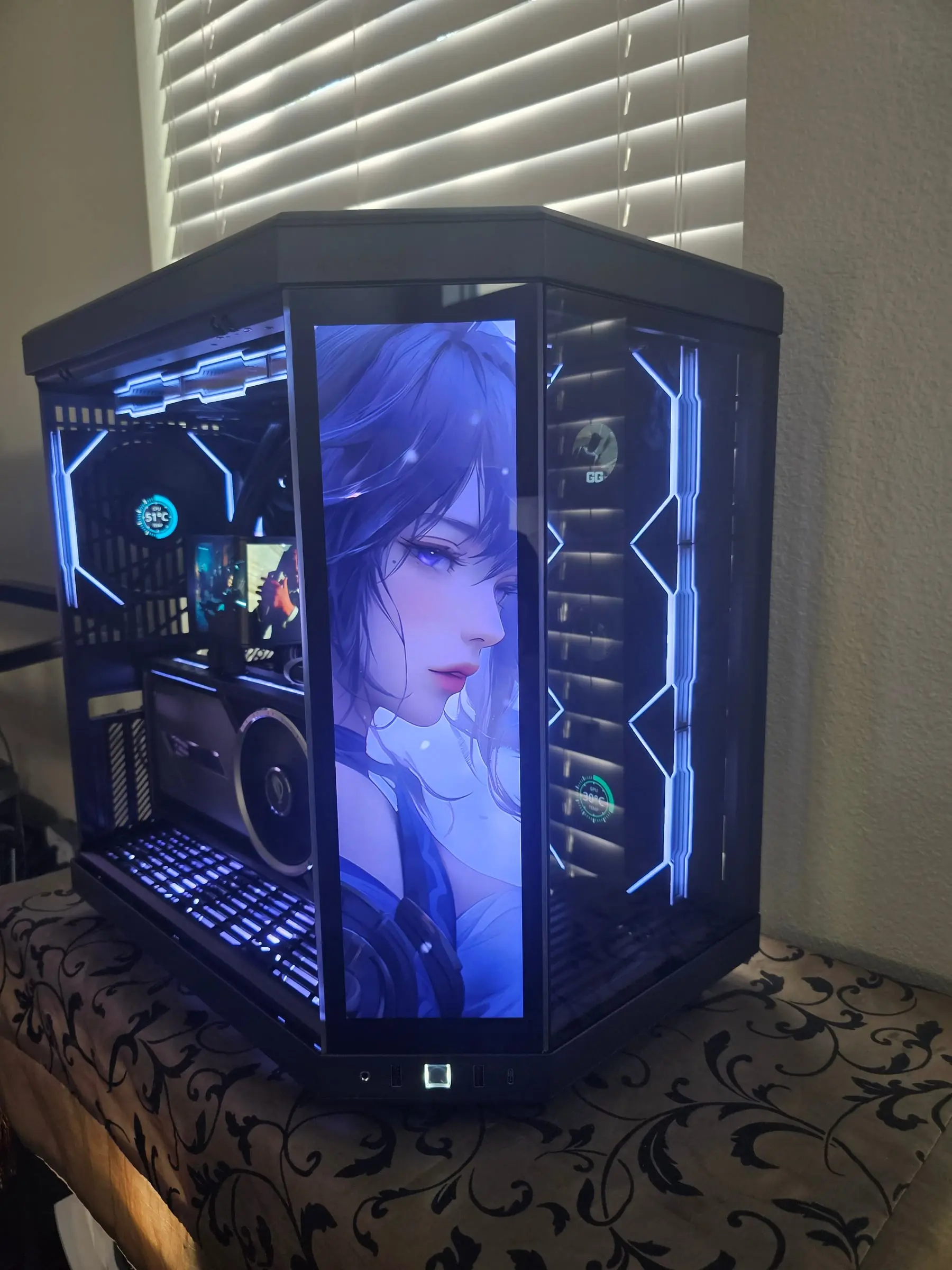 Violet theme with anime portrait art and matching fan halos