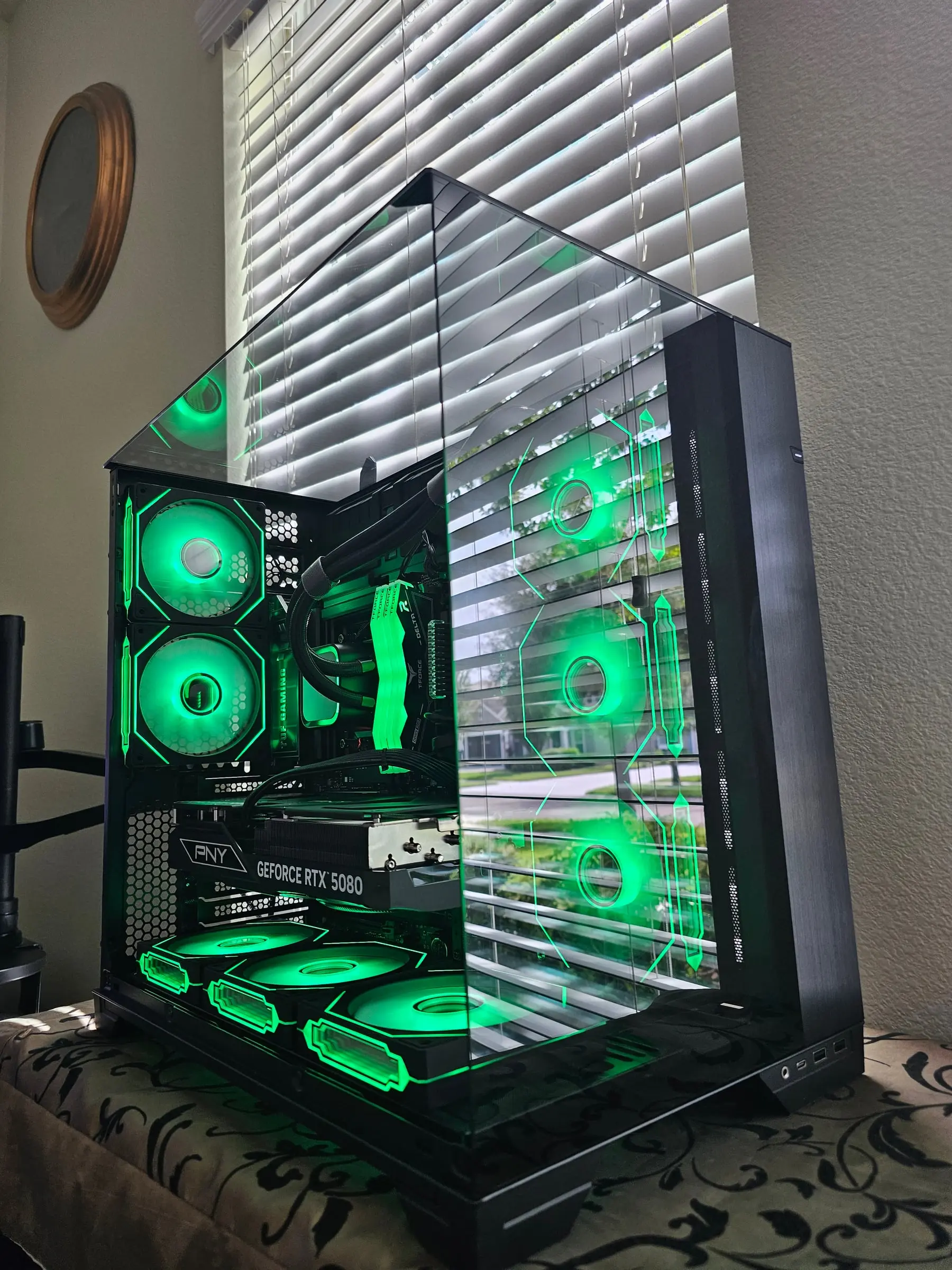 Emerald green theme filling the glass box, RAM glowing to match