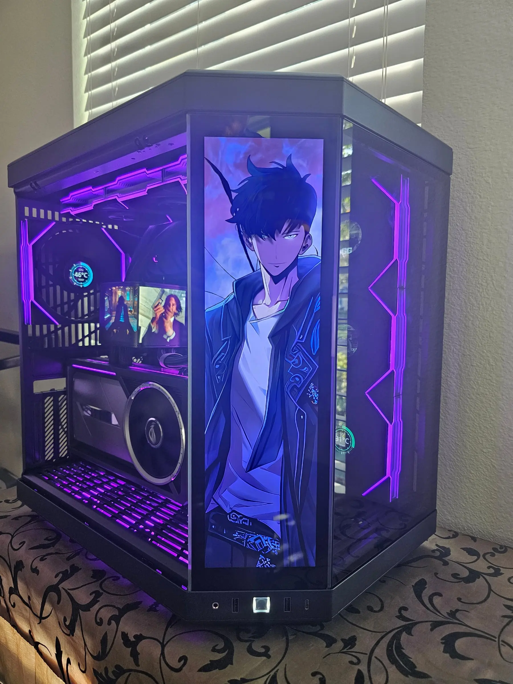 Solo Leveling art in deep purple, GPU and interior lit to match